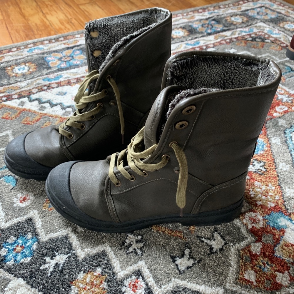 Waterproof green and black boots